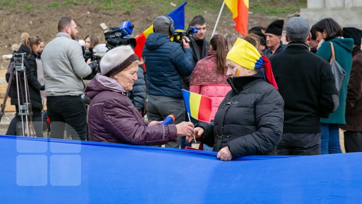 Marşul Tricolorului, la Chişinău. Cum s-a desfăşurat evenimentul (FOTO)