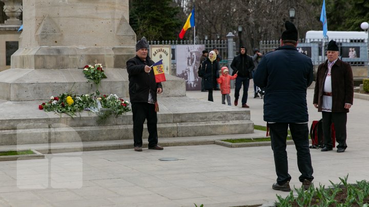 Marşul Tricolorului, la Chişinău. Cum s-a desfăşurat evenimentul (FOTO)