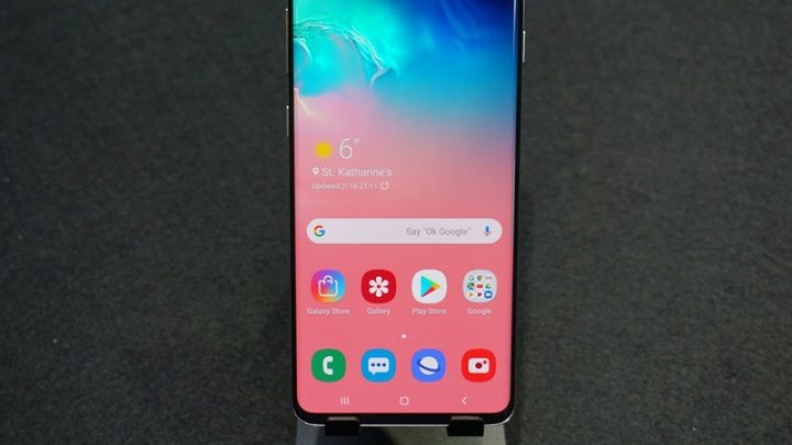 Galaxy S10 are cel mai bun display de pe piaţă. Sparge 13 recorduri DisplayMate