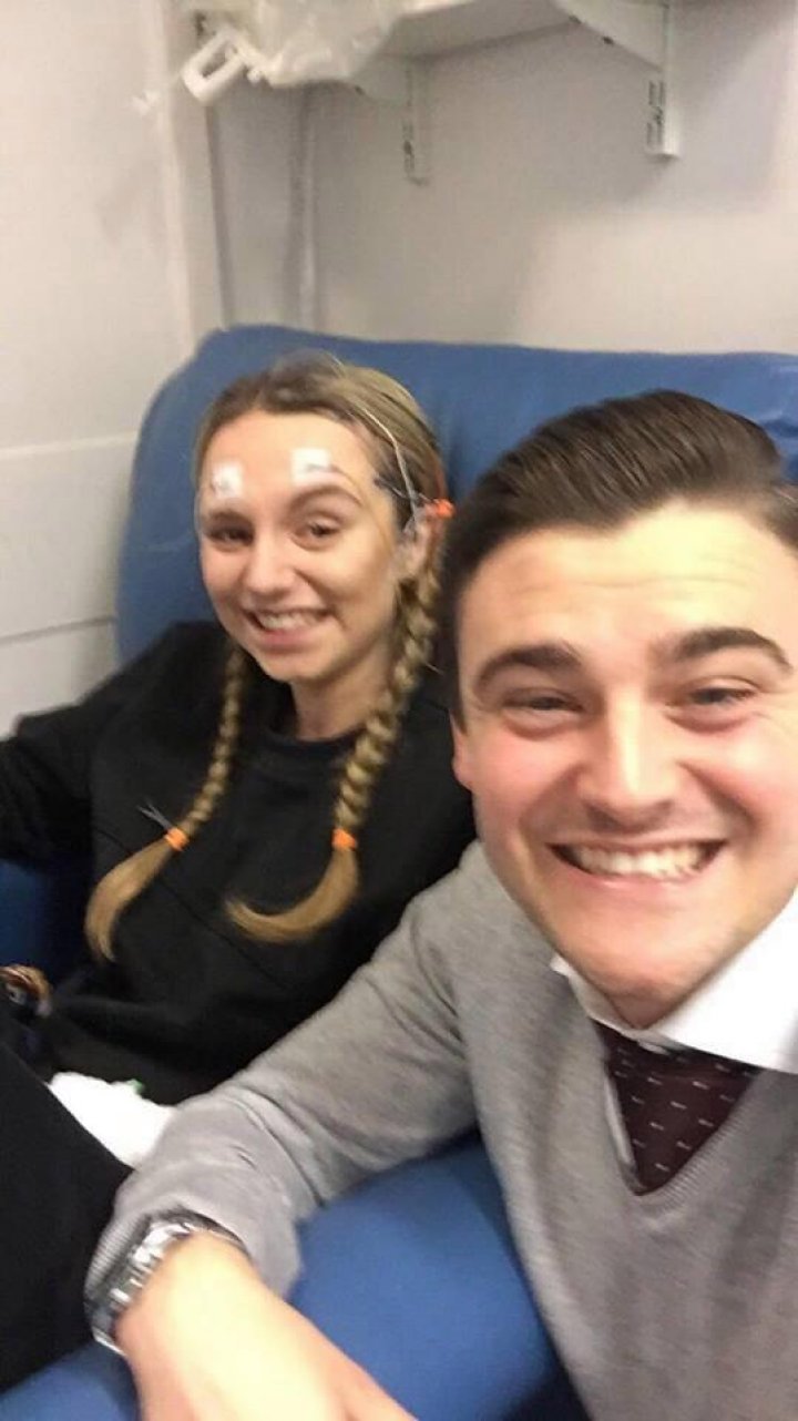 Povestea uluitoare a unei tinere care şi-a pierdut memoria în totalitate şi s-a îndrăgostit de acelaşi BĂRBAT