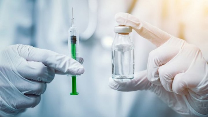 Voluntar vaccinat anti-COVID-19, testat pozitiv la 4 luni după ce a primit doza