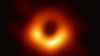 Cum ar putea să se numească gaura neagră fotografiată de oamenii de ştiinţă