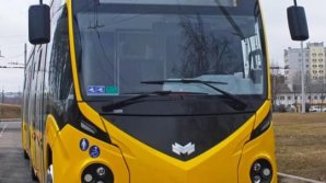 VESTE BUNĂ! Până la sfârșitul lunii septembrie vor fi asamblate două troleibuze dublu articulate