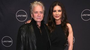Are doar 15 ani, dar surprinde cu talente. Cum arată fiica lui Catherine Zeta-Jones şi Michael Doughlas