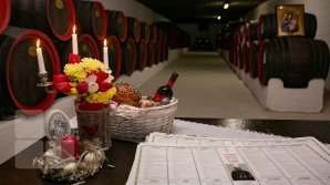 ÎPS Mitropolit Vladimir a binecuvântat vinul pastoral la Combinatul de Vinuri