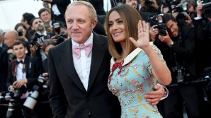 Incendiu devastator la Notre-Dame: Un om de afaceri donează 100 de milioane de euro pentru reconstrucţia catedralei