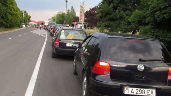 Un an de la accesul maşinilor din stânga Nistrului în traficul internaţional