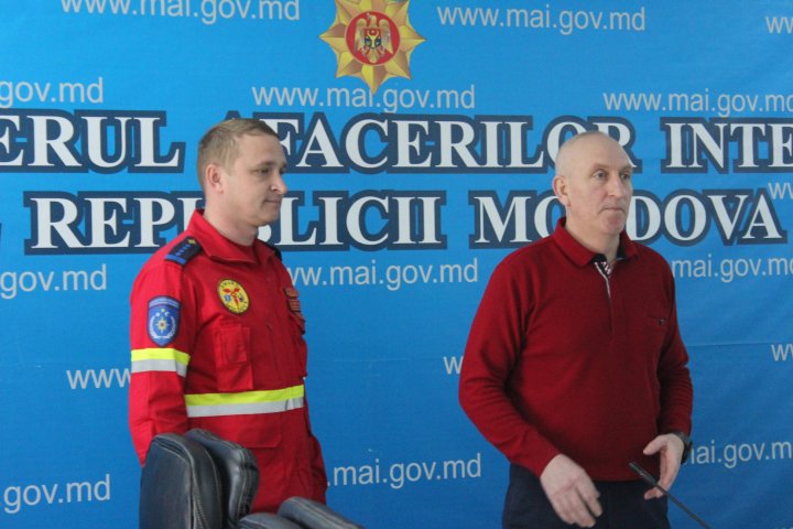 Au învățat cum să salveze vieți! Treisprezece salvatori au devenit paramedici (FOTO)