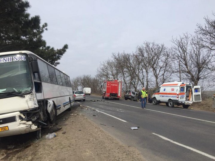 Accident la Anenii Noi. Două persoane și-au pierdut viața (FOTO)