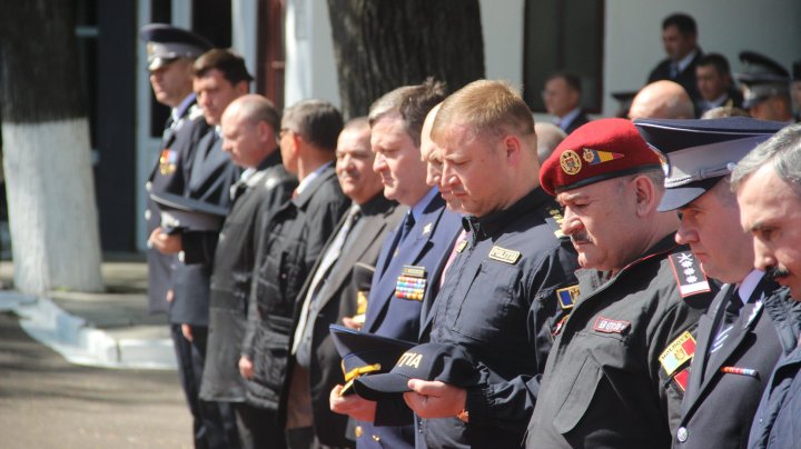 Mai mulţi angajaţi ai IGSU au depus JURĂMÂNTUL SOLEMN. Cine au fost prezenţi la eveniment