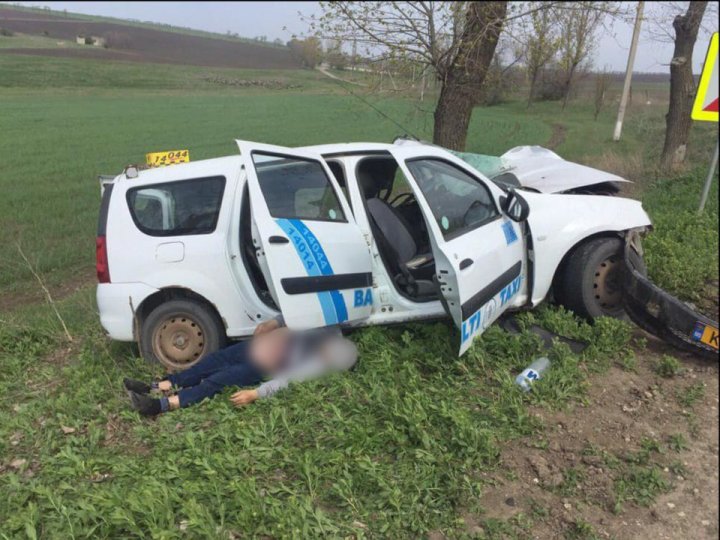 Atenţie, şoferi! Reduceţi viteza dacă vă deplasaţi pe această porţiune de traseu: Un accident GRAV a avut loc mai devreme (FOTO)