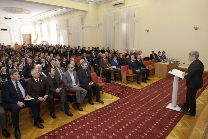 MAI aduce un omagiu victimelor catastrofei de la Cernobîl (FOTO)