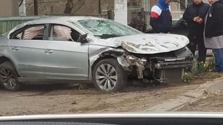 ACCIDENT GRAV ÎN GĂGĂUZIA. Un şofer a ajuns în stare gravă la spital (FOTO)