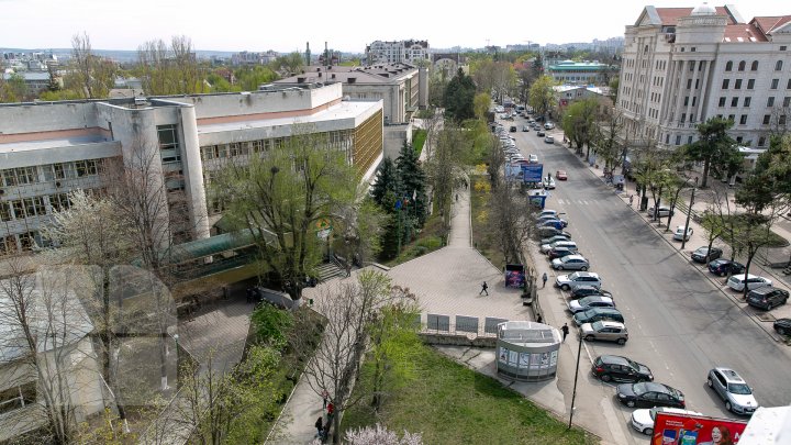 Turnul de Apă din Capitală îşi modifică orarul. Care este noul program (FOTOREPORT)