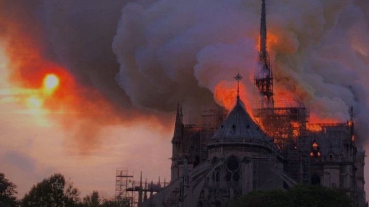 Presa franceză: Cât vor dura lucrările de restabilire a Catedralei Notre-Dame de Paris