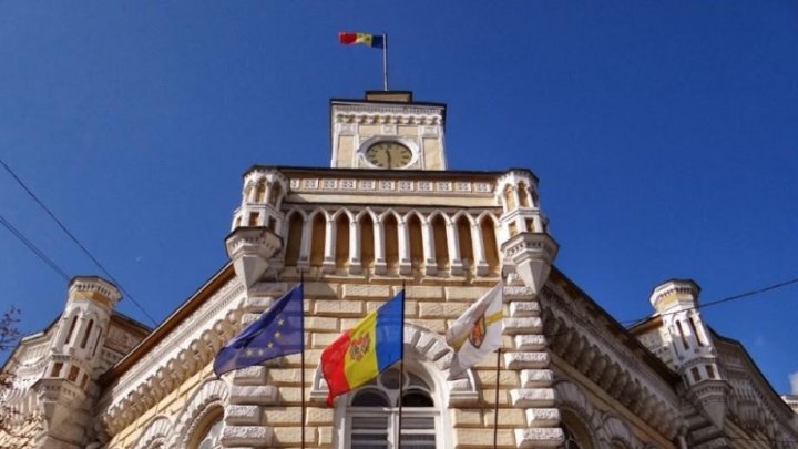 Victimele represiunilor politice vor primi legitimaţii noi. Ce acte trebuie să prezinte pentru schimbarea acesteia