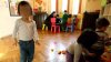 Copiii de la o creşă din România, umiliţi şi obligaţi să se spele cu apă din toaletă. Reacţia părinţilor