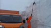 Zăpadă de până la 7 metri în România. Drumarii au început să cureţe carosabilul (VIDEO)