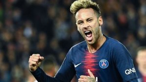 Neymar Junior, one man show. Fotbalistul s-a alăturat lotului echipei naţionale de fotbal a Braziliei