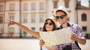 Reguli de politețe care îi induc în eroare până și pe cei mai umblați turiști