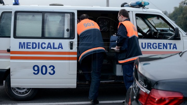 Culmea obrăzniciei: Doi bărbaţi din Cahul AU ÎNJURAT şi ÎMPIEDICAT medicii de la urgenţă să acorde ajutor unei persoane rănite