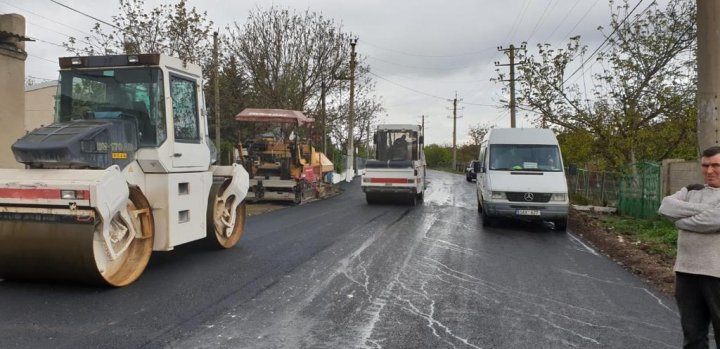 VESTE BUNĂ pentru locuitorii din Florești! Străzile din oraș au fost reabilitate