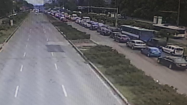 InfoTrafic: Cum se circulă la această oră în Capitală. Străzile care trebuie evitate