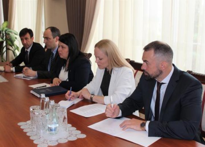 Viceprim-ministrul Cristina Lesnic a avut o nouă întrevedere cu Şeful Misiunii OSCE în Republica Moldova, Claus Neukirch