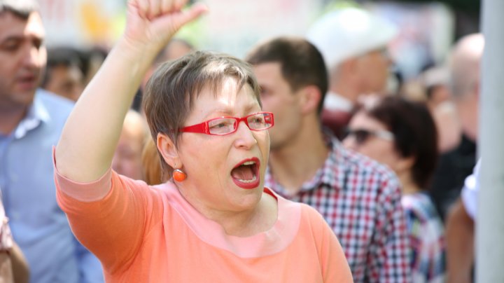  FOTOREPORT: Momente surprinse în timpul protestului împotriva PAS - PPDA