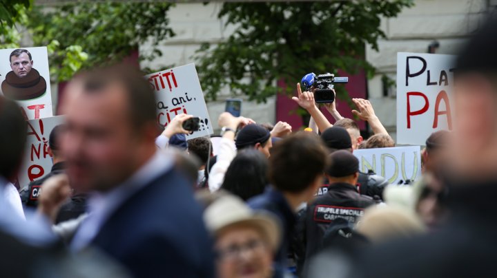  FOTOREPORT: Momente surprinse în timpul protestului împotriva PAS - PPDA