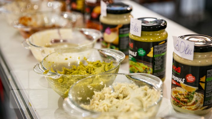 Desert japonez, delicii ce îţi lasă gura apă şi dezvăluiri din culisele gastronomiei la o expoziţie din Capitală (FOTOREPORT)