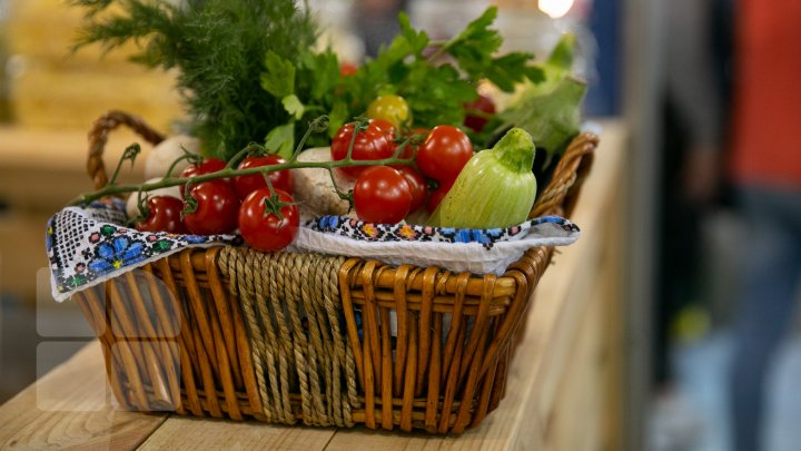 Desert japonez, delicii ce îţi lasă gura apă şi dezvăluiri din culisele gastronomiei la o expoziţie din Capitală (FOTOREPORT)