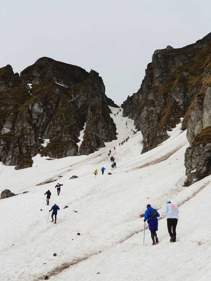 Circa 100 de moldoveni vor participa la cel mai dur ultramaraton din Europa (FOTO)