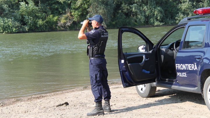 NU LE-A MERS! Ce făceau 10 moldoveni în zona de frontieră. Vor fi AMENDAŢI (FOTO)