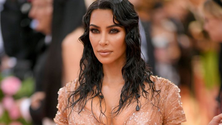 Kim Kardashian și Kanye West au devenit părinți pentru a patra oară