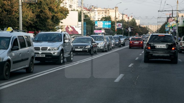 InfoTrafic: Cum se circulă la această oră pe străzile din Capitală