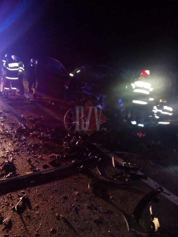 ACCIDENT GRAV în Vaslui: Cinci persoane au murit, iar şapte victime au fost internate la spital (IMAGINI DRAMATICE)