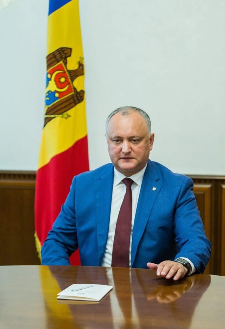 Igor Dodon s-a întâlnit cu Johannes Hahn. Ce au discutat oficialii