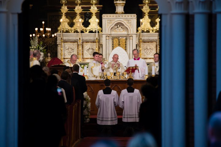 Prima zi din vizita Papei Francisc în România (FOTOREPORT)