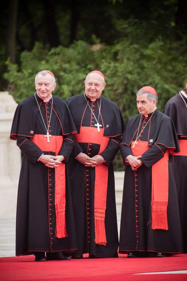 Prima zi din vizita Papei Francisc în România (FOTOREPORT)