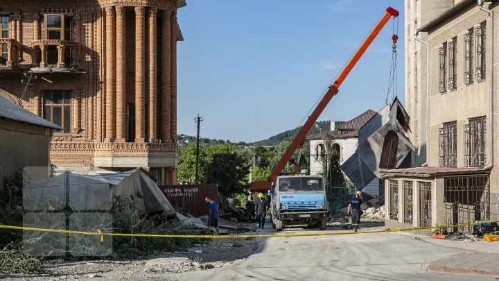 SITUAŢIE DRAMATICĂ la Otaci. Sinistrații sunt disperați, iar autoritățile încă tac (FOTOREPORT)