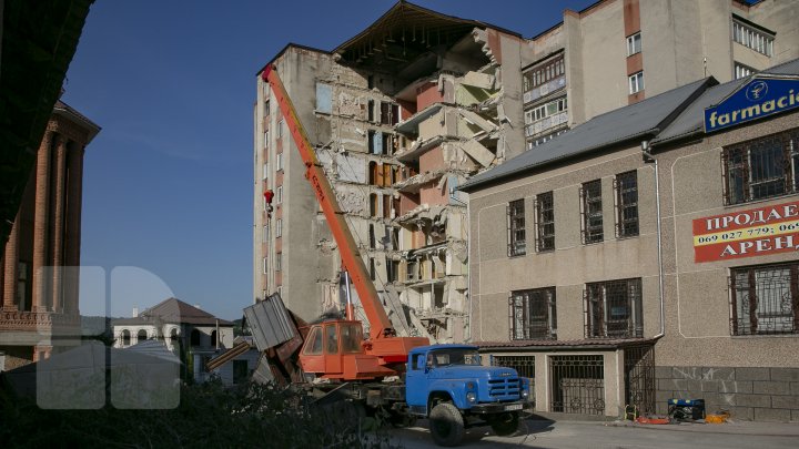 SITUAŢIE DRAMATICĂ la Otaci. Sinistrații sunt disperați, iar autoritățile încă tac (FOTOREPORT)