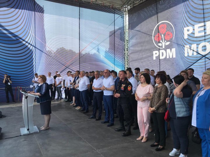 Peste 30 DE MII de oameni s-au adunat în PMAN pentru a apăra Republica Moldova (FOTOREPORT)