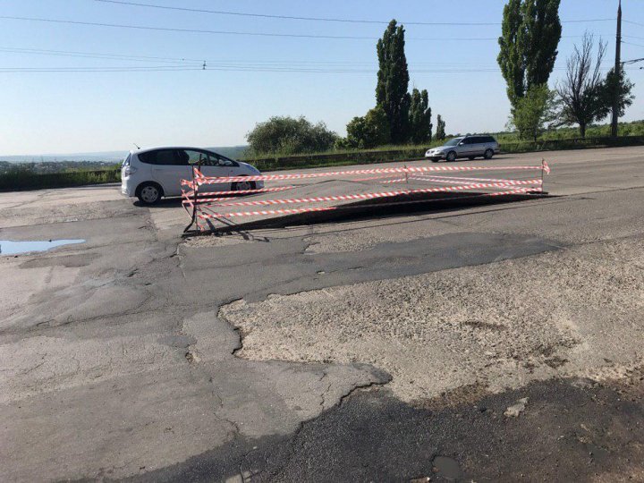 ATENȚIE ȘOFERI! Lucrări de reparație pe șoseaua Hâncești