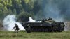 Tancuri, tunuri, avioane de luptă și trupe terestre, mobilizate pentru manevre în Donbass