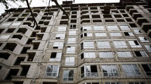 Şantier cu bucluc în sectorul Ciocana: Oamenii cer sistarea autorizaţiilor emise de Primărie