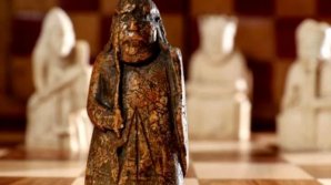 O piesă de șah estimată la un milion de lire sterline a fost cumpărată cu 5 lire dintr-un târg