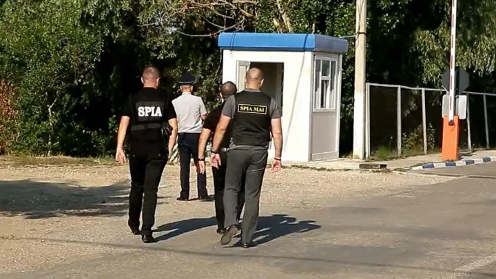 Șeful Postului vamal Cahul de la frontiera cu România, reţinut într-un dosar de contrabandă