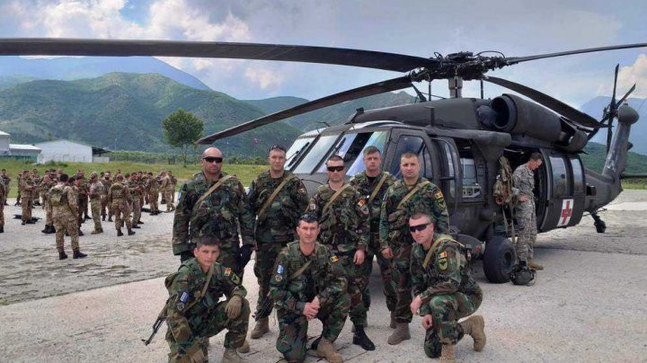 Contingentul KFOR-11 execută misiuni specifice mandatului în Kosovo