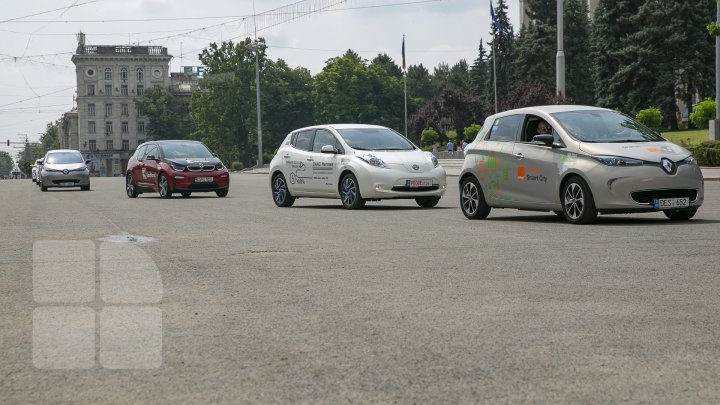 Primăria Chișinău promovează utilizarea automobilelor electrice (FOTOREPORT)